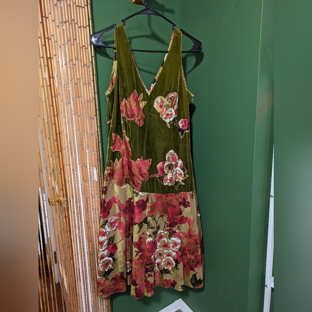 Beautiful Green Floral Renato Nucci Dress